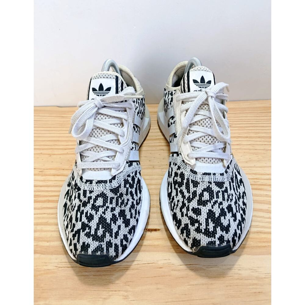 Adidas Swift Run X FY2998 Leopard Print Women's Size 9 - Picture 5 of 9
